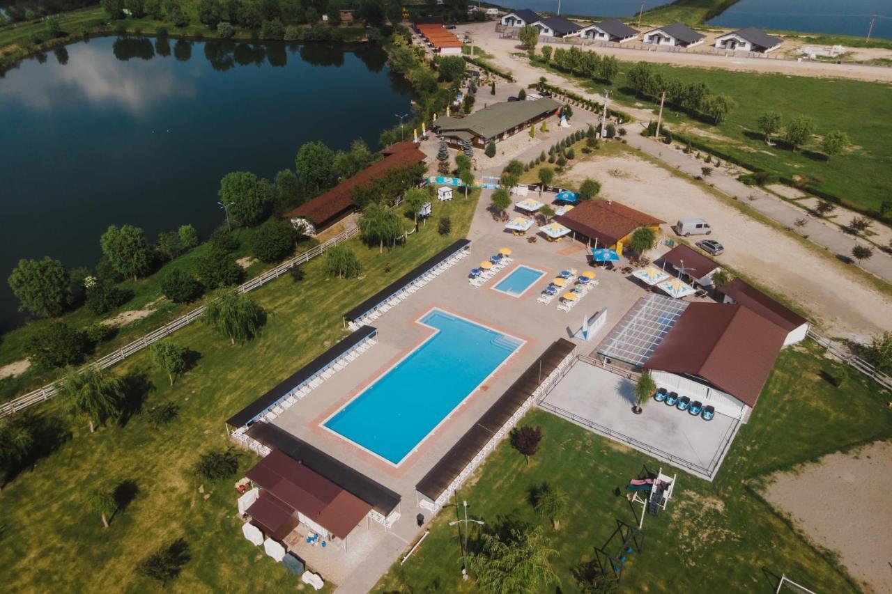 Hotel Complex Agrement Bellavi Ocna Mures Exterior foto